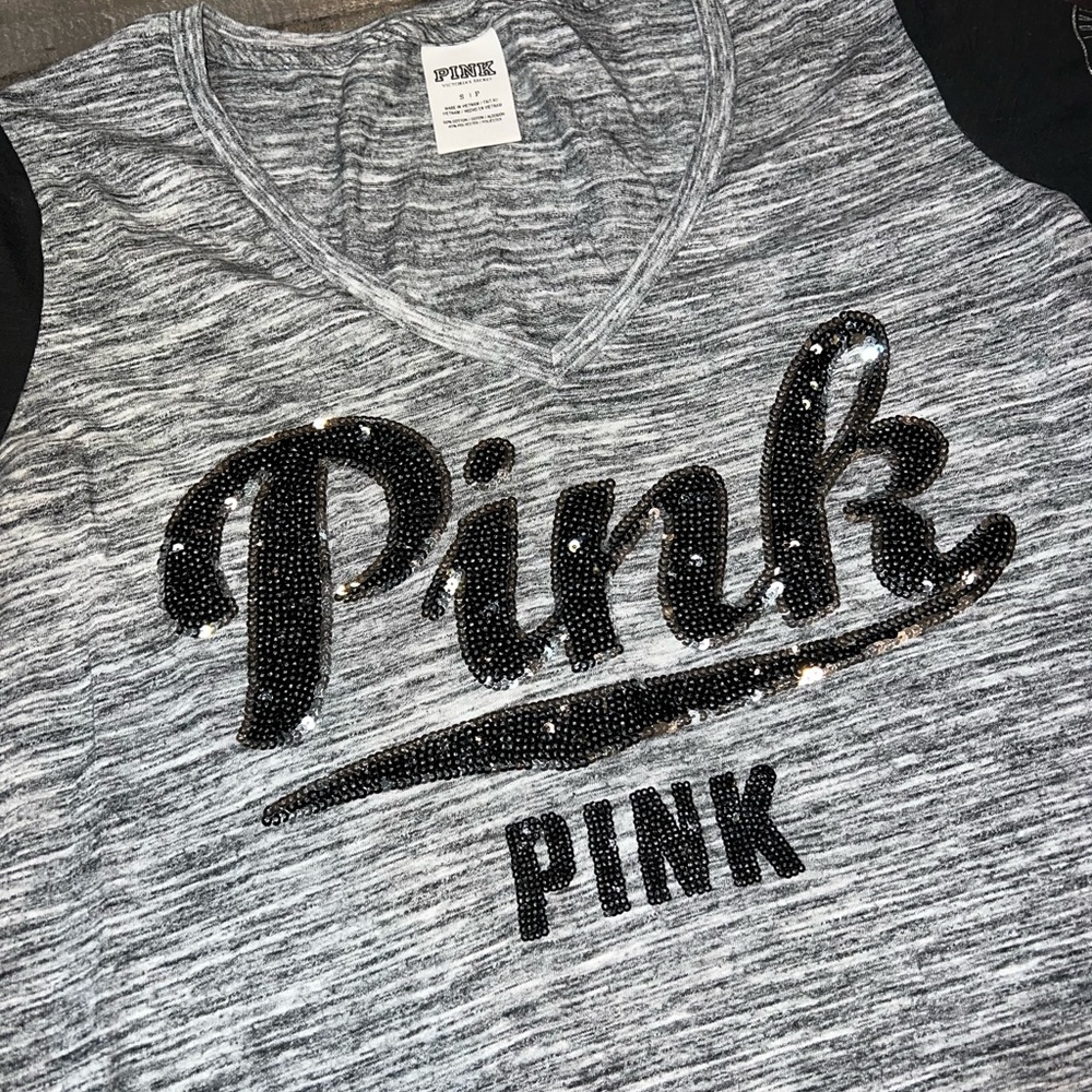 VS PINK t shirt